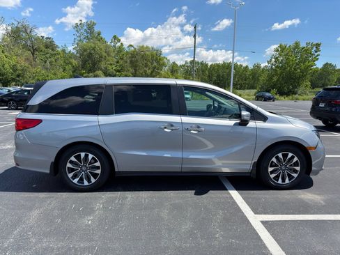 Used 2022 Honda Odyssey EX-L image 7