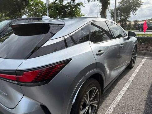 Used 2024 Lexus RX 350 FWD w/ Technology Package image 2