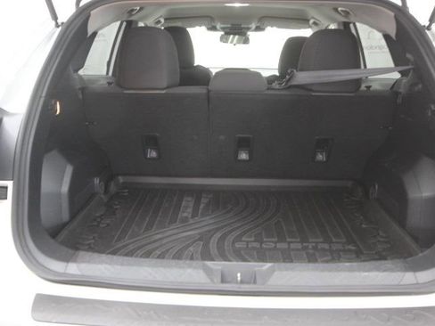 Used 2024 Subaru Crosstrek 2.0i Premium image 5