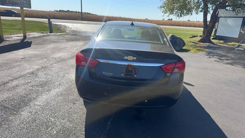Used 2014 Chevrolet Impala LT w/ Convenience Package FWD image 7