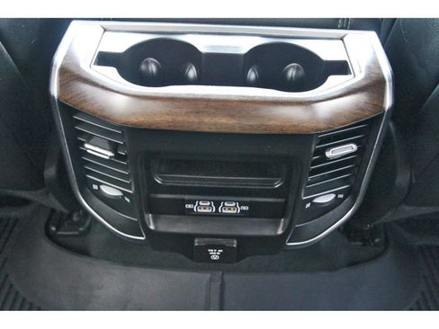 Used 2021 RAM 1500 Laramie AWD/4WD image 15