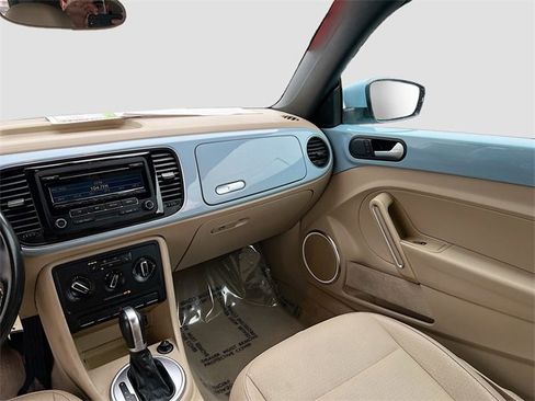 Used 2015 Volkswagen Beetle 1.8T image 22