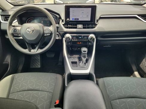 Used 2024 Toyota RAV4 XLE FWD image 19