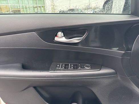 Used 2023 Kia Forte GT-Line w/ GT-Line Premium Package image 11