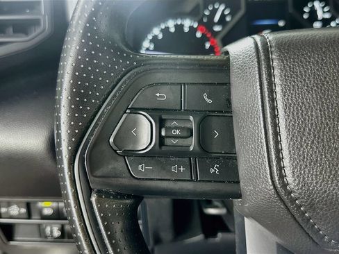 Used 2025 Toyota Tundra SR AWD/4WD image 21