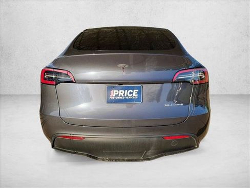 Used 2023 Tesla Model Y Long Range AWD/4WD image 6