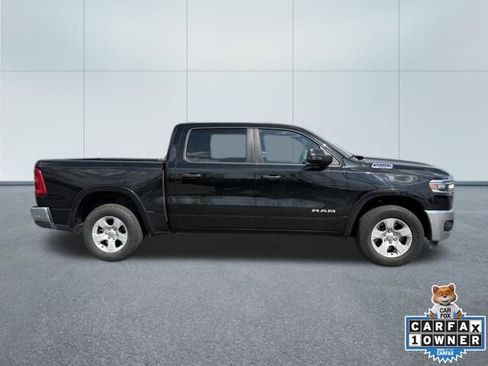 Used 2025 RAM 1500 Big Horn AWD/4WD image 2