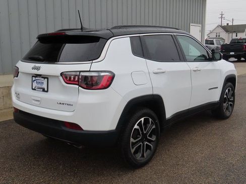 Used 2022 Jeep Compass Limited image 4