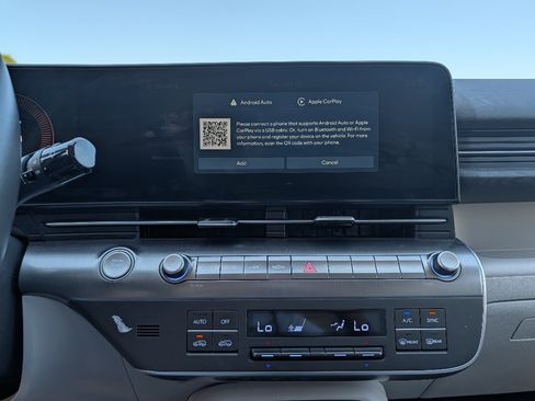 Used 2024 Hyundai Kona SEL FWD image 29