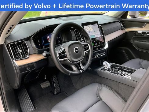 Certified 2025 Volvo XC90 B6 Plus image 17