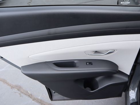 New 2026 Hyundai Tucson SEL FWD image 18