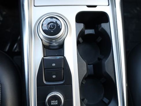 Used 2023 Ford Explorer XLT w/ Equipment Group 202A image 25