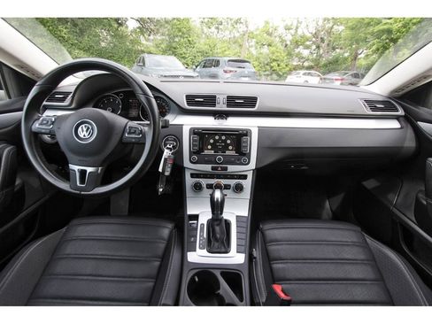 Used 2015 Volkswagen CC R-Line image 7