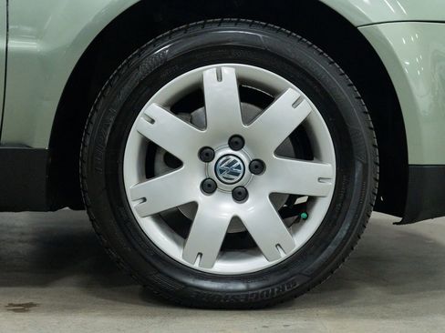 Used 2002 Volkswagen Passat GLX image 14