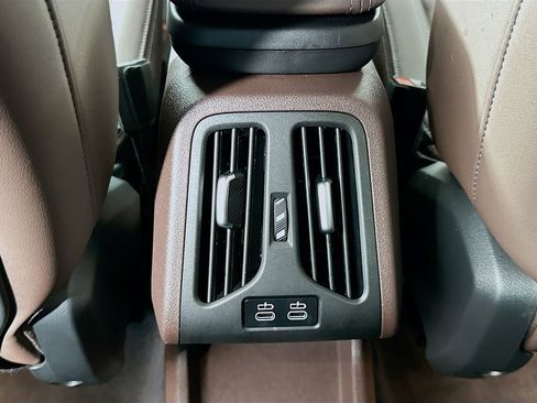 Used 2025 BMW X1 xDrive28i w/ Premium Package image 25