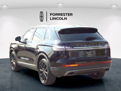 Used 2023 Lincoln Nautilus Reserve w/ Equipment Group 201A AWD/4WD image 5