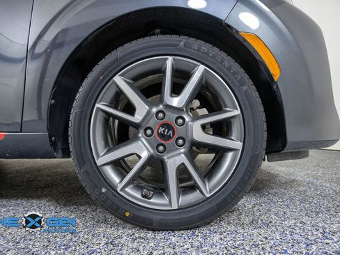 Used 2020 Kia Soul GT-Line w/ GT 2.0L Power Sunroof Package FWD image 41