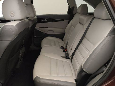 Used 2020 Kia Sorento SX AWD/4WD image 18