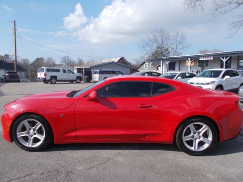 Used 2018 Chevrolet Camaro LT image 16