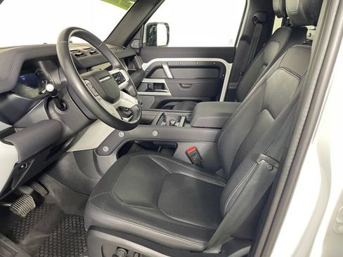 Used 2023 Land Rover Defender 110 X-Dynamic SE AWD/4WD image 2