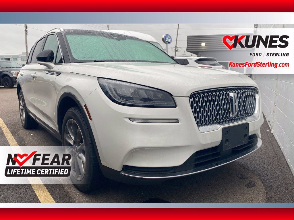 Used 2022 Lincoln Corsair AWD w/ Premium Package image 1