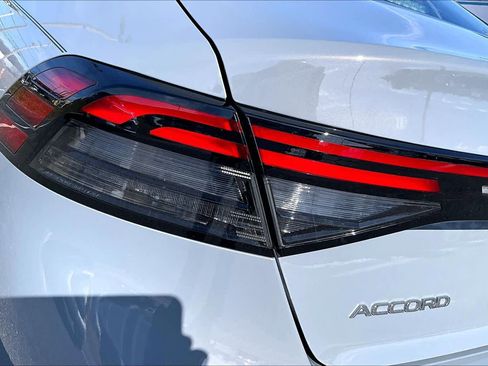 Used 2023 Honda Accord Touring image 29