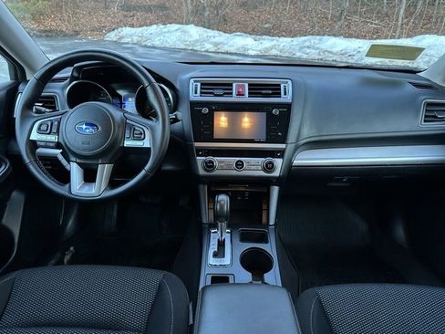 Used 2016 Subaru Outback 2.5i Premium image 21