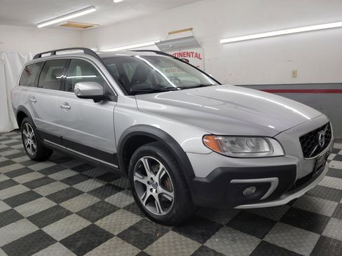 Used 2015 Volvo XC70 T6 Premier Plus image 7
