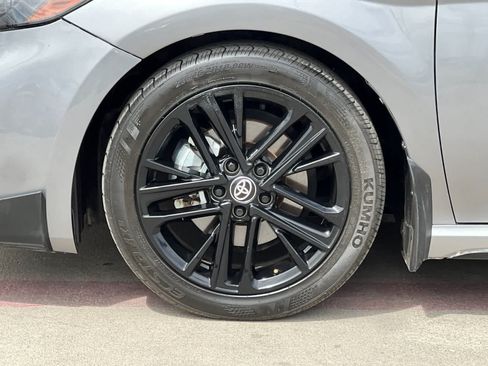 Used 2025 Toyota Camry SE w/ Convenience Package FWD image 26