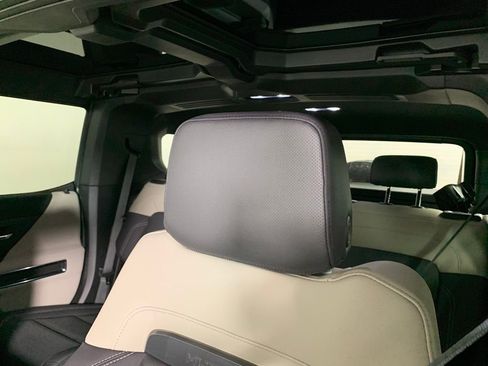 New 2026 GMC Hummer EV SUV image 14