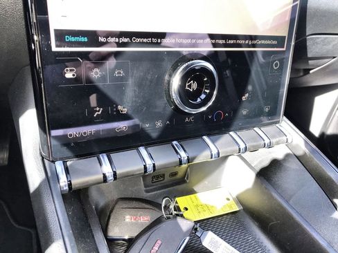 New 2026 GMC Terrain Elevation FWD image 18