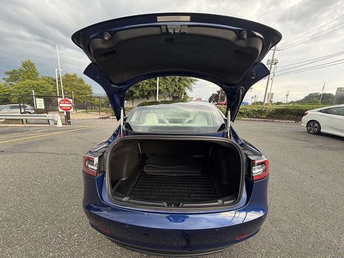 Used 2018 Tesla Model 3 Long Range AWD/4WD image 27