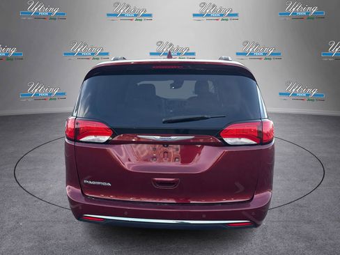 Used 2018 Chrysler Pacifica Touring-L Plus w/ Advanced Safetytec Group image 4
