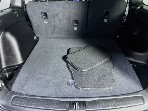 Used 2023 Jeep Grand Cherokee Altitude AWD/4WD image 25