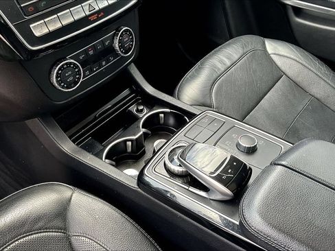 Used 2018 Mercedes-Benz GLS 550 4MATIC w/ Driver Assistance Package image 16