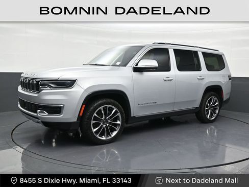 Used 2022 Jeep Wagoneer Series III w/ Premium Group I image 1