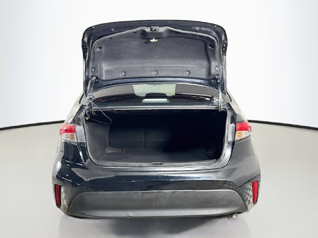Used 2024 Toyota Corolla LE FWD image 33