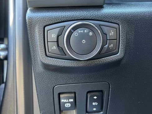 Used 2017 Ford F150 Lariat w/ Equipment Group 502A Luxury image 37