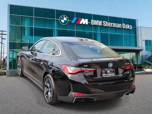 Used 2023 BMW i4 eDrive35 w/ Premium Package RWD image 6