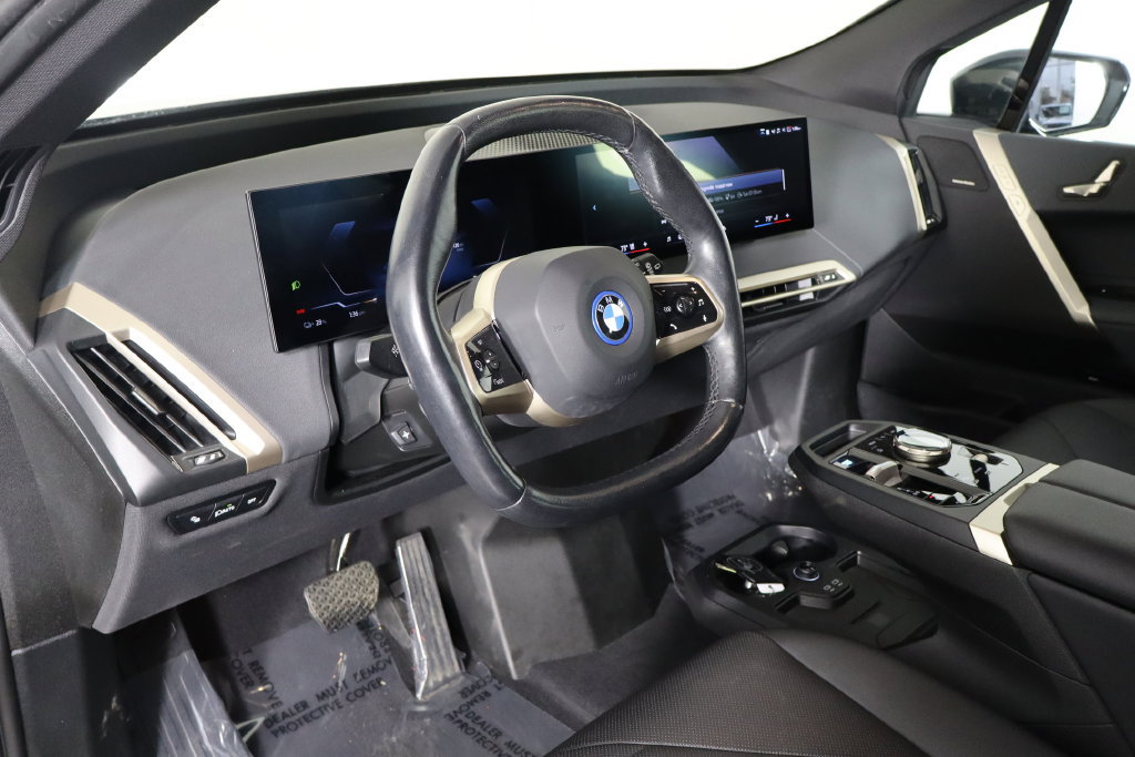 Used 2024 BMW iX xDrive50 w/ Convenience Package AWD/4WD image 28