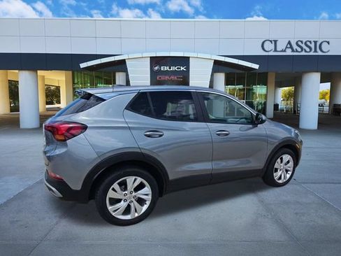 Used 2025 Buick Encore GX Preferred FWD image 8
