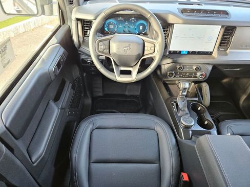 New 2025 Ford Bronco Badlands AWD/4WD image 12