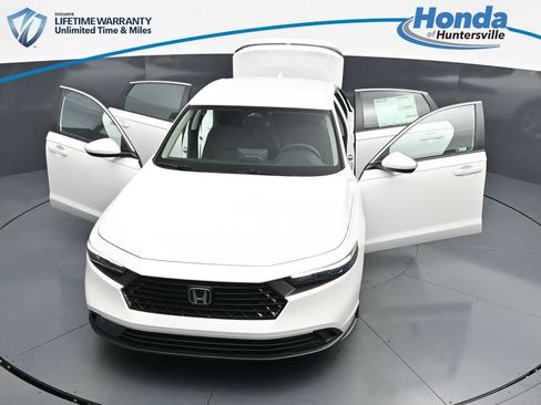 New 2026 Honda Accord LX image 40