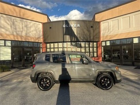 Used 2020 Jeep Renegade Altitude image 41