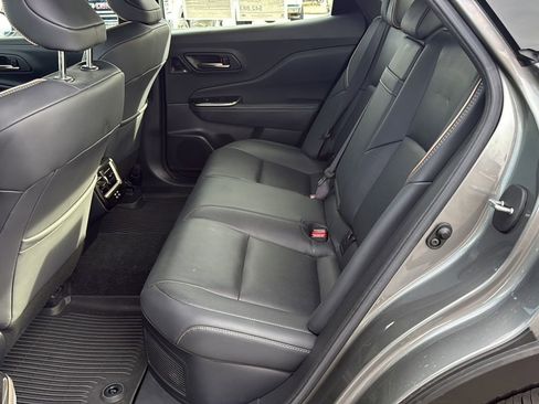 Used 2024 Toyota Crown Platinum AWD/4WD image 30