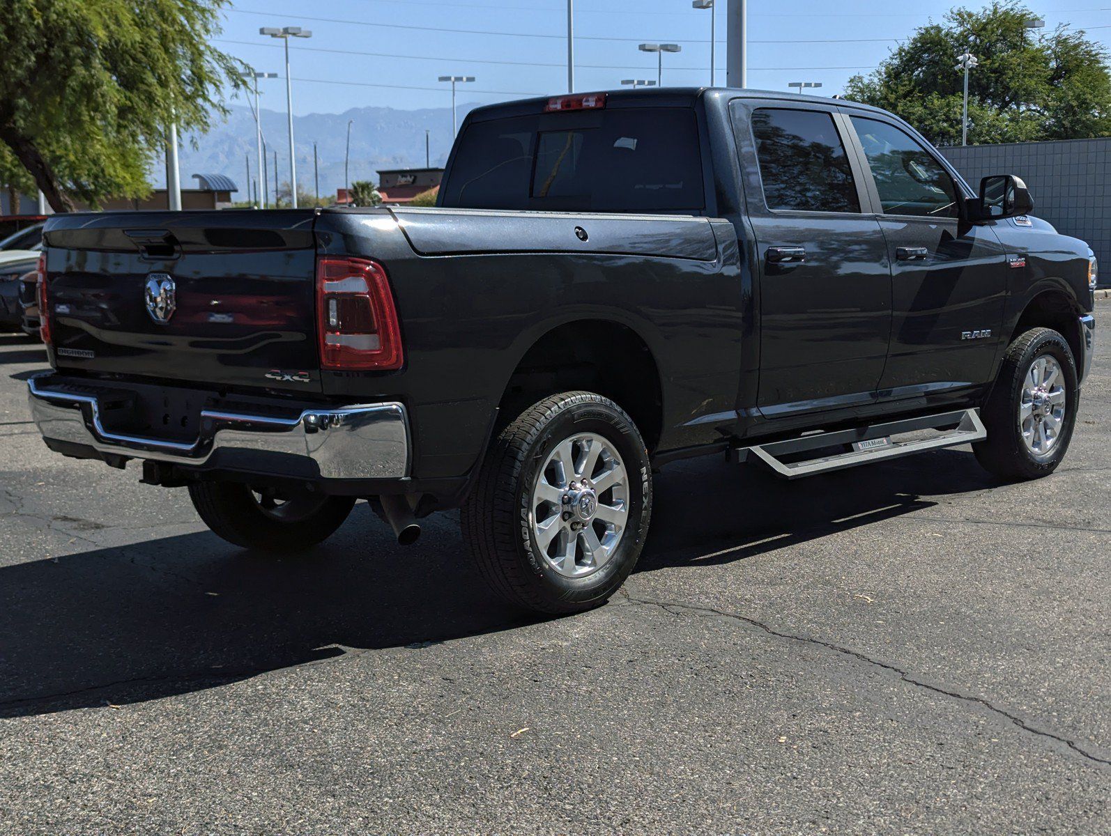Used 2021 RAM 2500 Big Horn w/ Level B Equipment Group AWD/4WD image 2