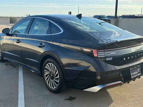 Certified 2025 Hyundai Sonata SEL image 10