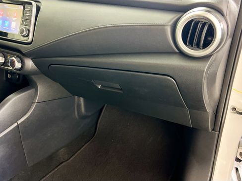 Used 2020 Nissan Versa S image 35