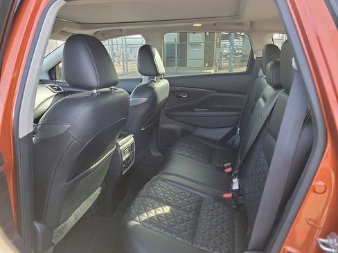 Used 2022 Nissan Murano Platinum w/ Cargo Package image 7