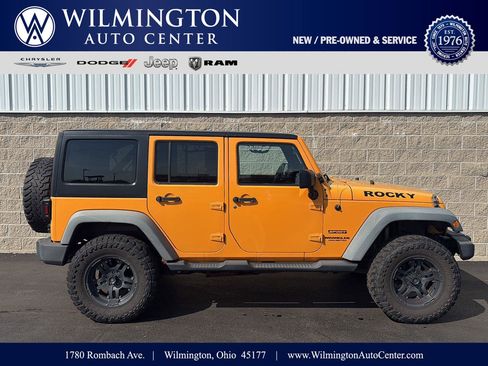 Used 2012 Jeep Wrangler Unlimited Sport image 1